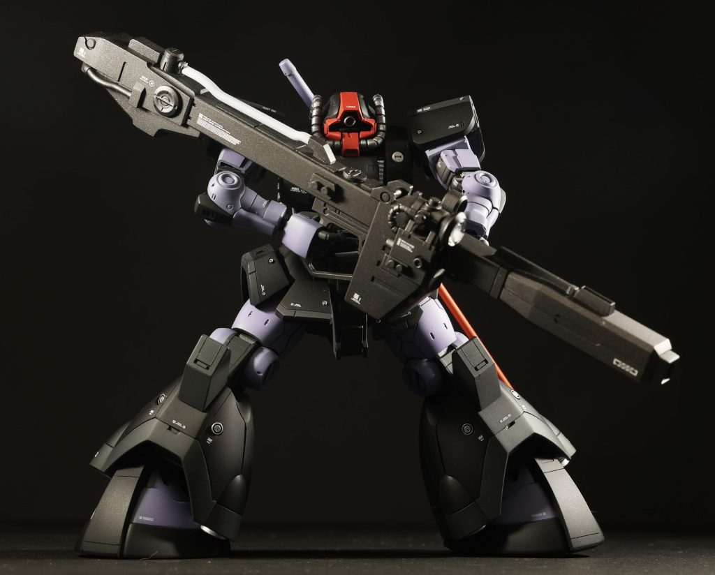 塗装は通常のドムに寄せる形で作製しました。