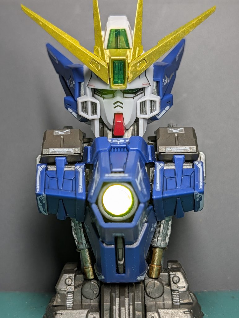 ルミナスシステム1個しかないので、ツインアイは光らせられませんです。