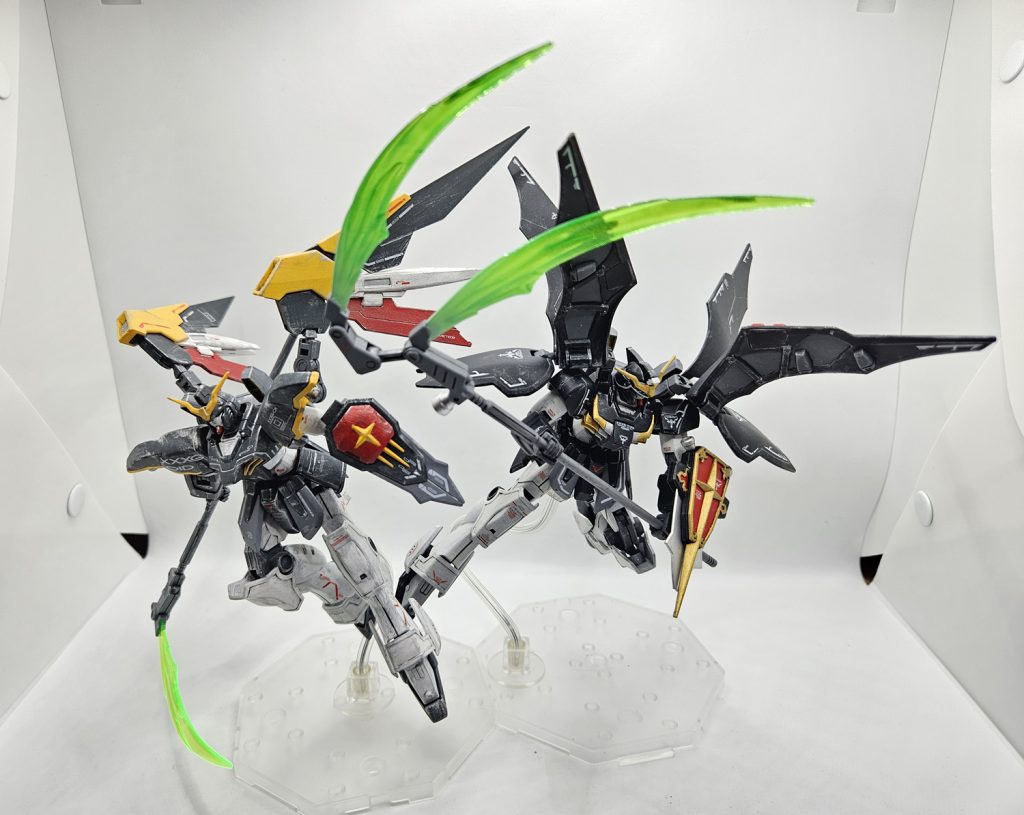 W死神のお通りだ!以上です縁起悪そうからお正月には作らないでおこう・・・という理由でしばらく放置しました完成は10月後半、ちょうどハローウィンの時期なのでハローウィンの夜に死神を世に放つことにしましょう