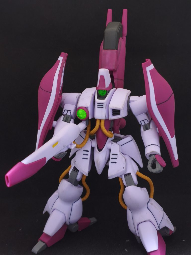 つや消し仕上げで個人的には好きな質感になったので、薄っすらウェザリングとスミ入れで今回は良しとします😊MA形態は足の裏手抜きなので無しです✨簡単ではございますが、御観覧頂きありがとうございます✨✨ 