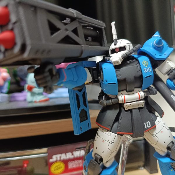 ユーマ・ライトニング専用高機動型ザクII