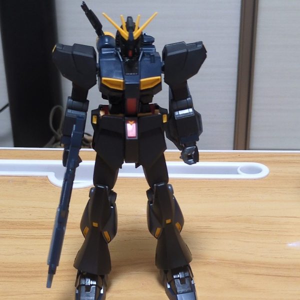 黒い（ν）ガンダム