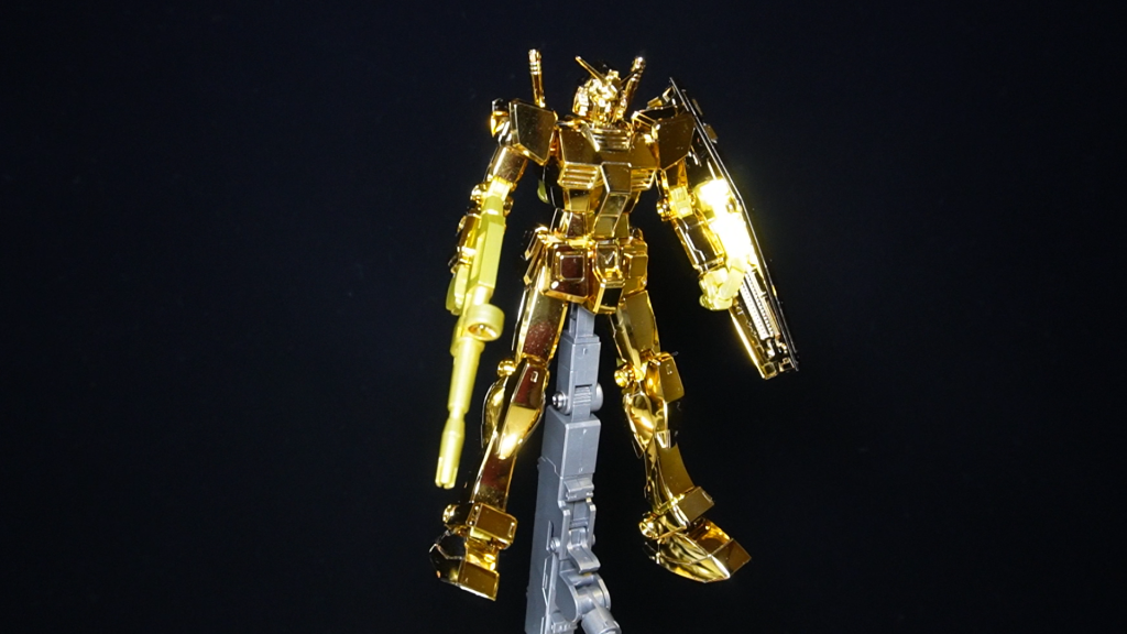 HG ガンダム(ゴールドコーティング)–2枚目/制作者：セリカ3