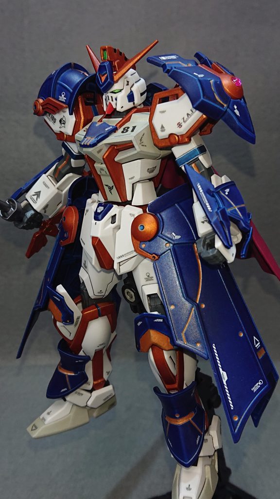 頭部       :ジャスティスナイト胴体       :ストライク+30MF腰部       :ストライク+30MF肩        :ストライク+30MF腕部       :ストライク+30MF脚部       :ストライク+30MFバックパック:30MF武装       :剣(30MM)