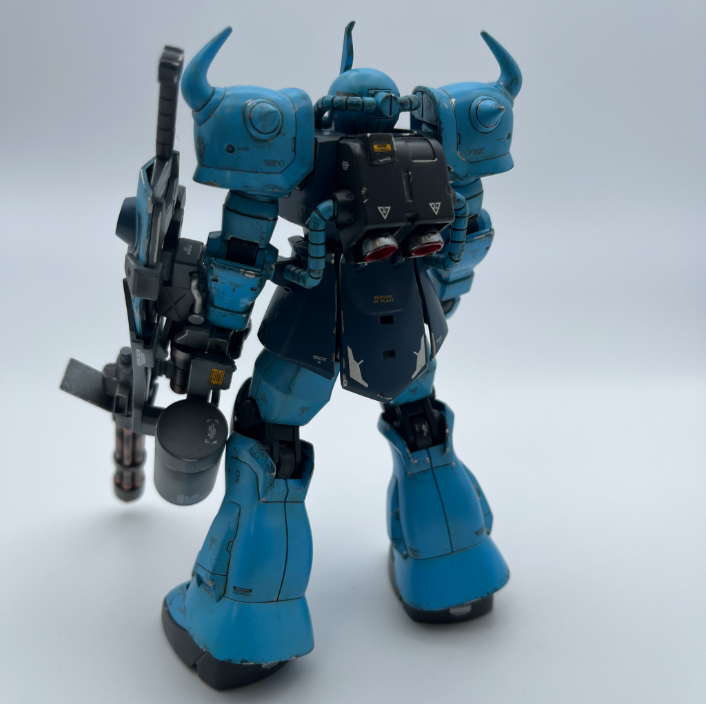 後ろ姿もなかなかイイ(gandam-hand2)