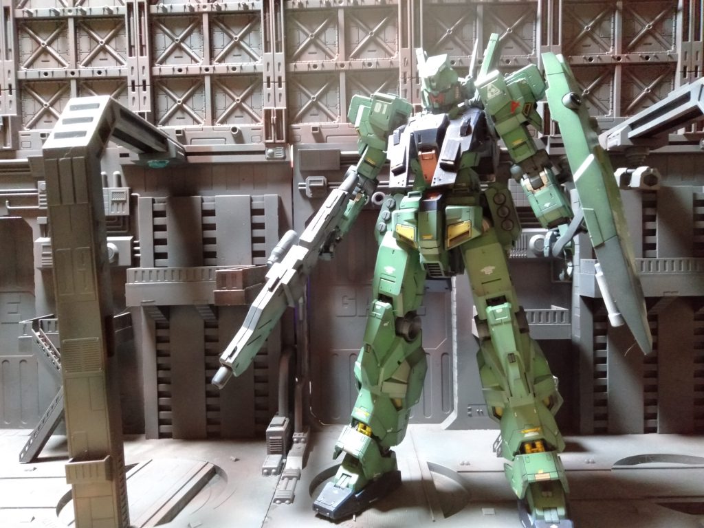1/100  アムロ・レイ大尉専用ジェダ