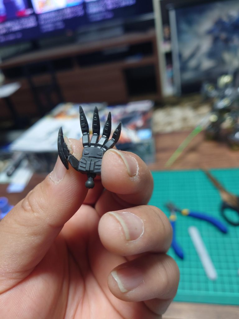 バルバトスルプスレクスSD(シルバーデビル)–5枚目/制作者：プラの壺