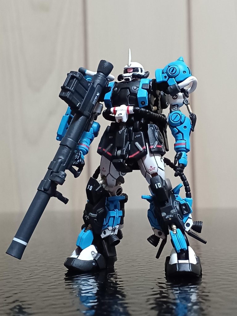 キットの良さも手伝って、なかなか良い感じに出来たと思います(zaku-kao5)いいかげん、パラスアテネを組みたいのですが腰が重いんですよね(笑)ゆっくりとそちらも進めます🙇