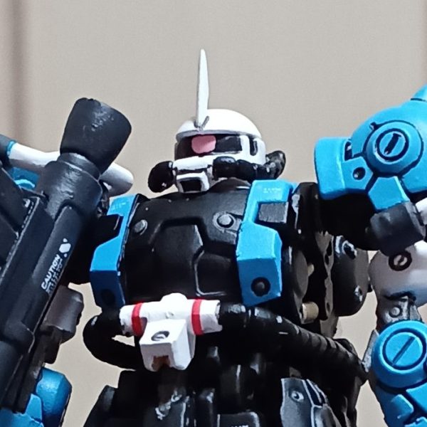 017 MS-06R-1A ZAKU Ⅱ HIGH MOBILITY TYPE (Uma Lightning) / (GUNDAM ARTIFACT)より