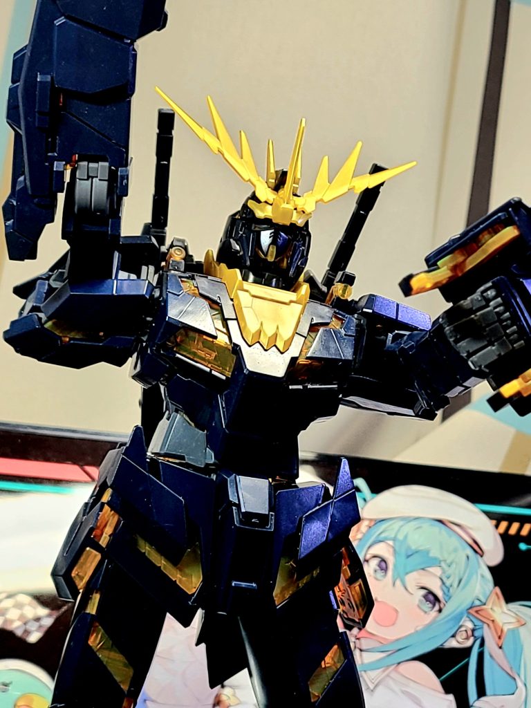 お前もガンダムか❗