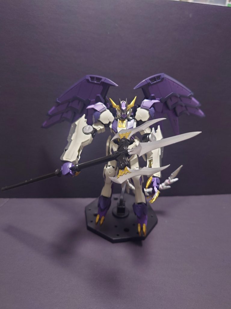 もう少し獣っぽさを出すためにウイングゼロEWの羽でも良いかなぁと思いつつこっちのほうがデザインが好みだったので笑