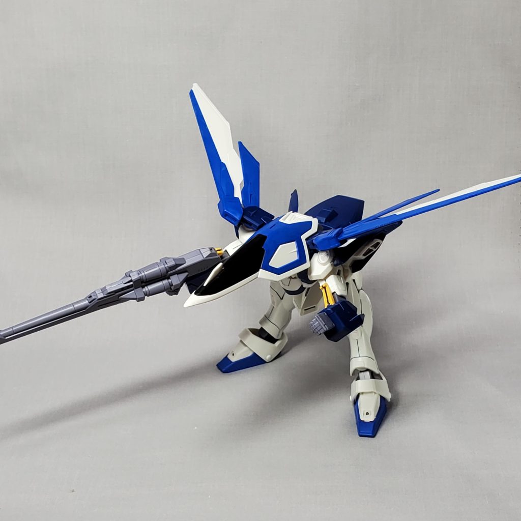 やりたかったガウォーク形態！ちょっと無理あるね。こけそう。