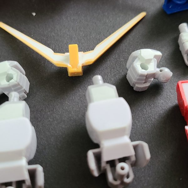 仮組してみた光の翼はプラ板で（3枚目）