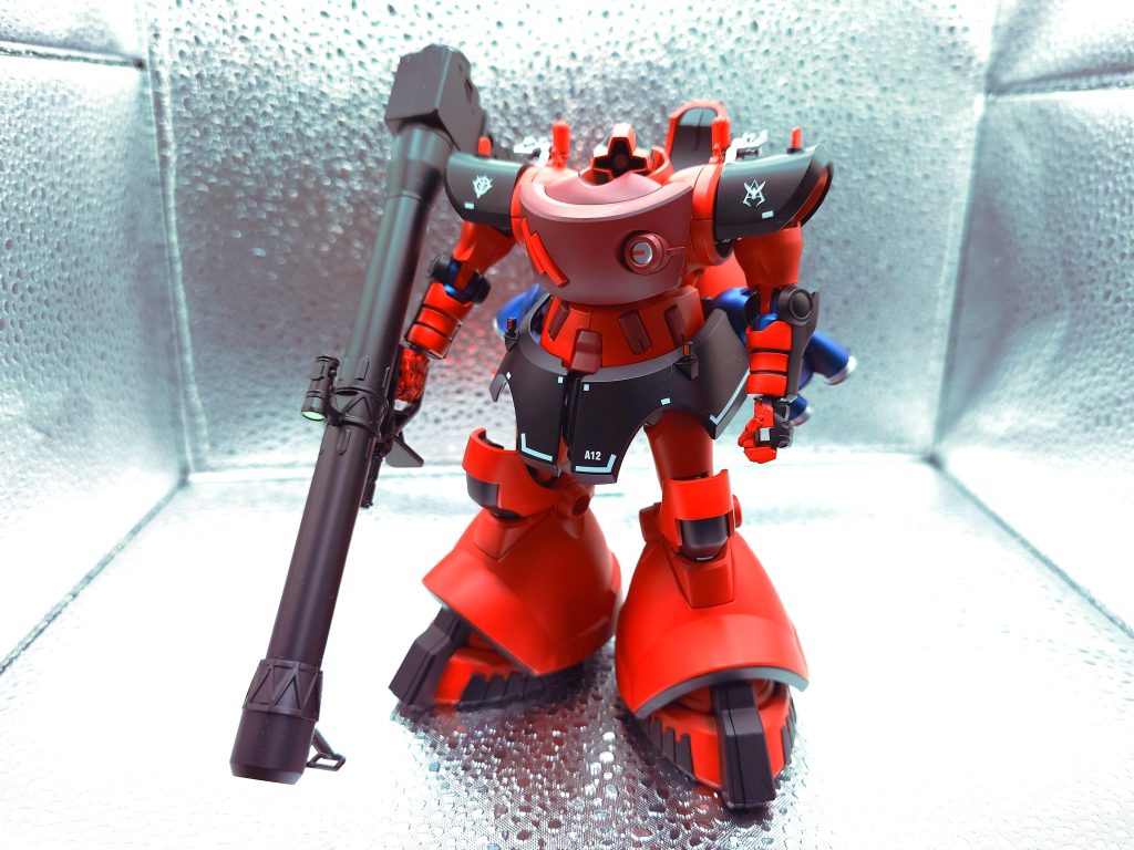 シャァ専用リックドム