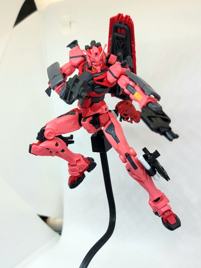 赤いガンダムを好みの形に!–6枚目/制作者:カワセミ