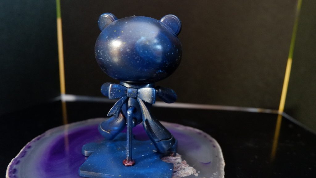 リボン、台座も宇宙塗り？しました