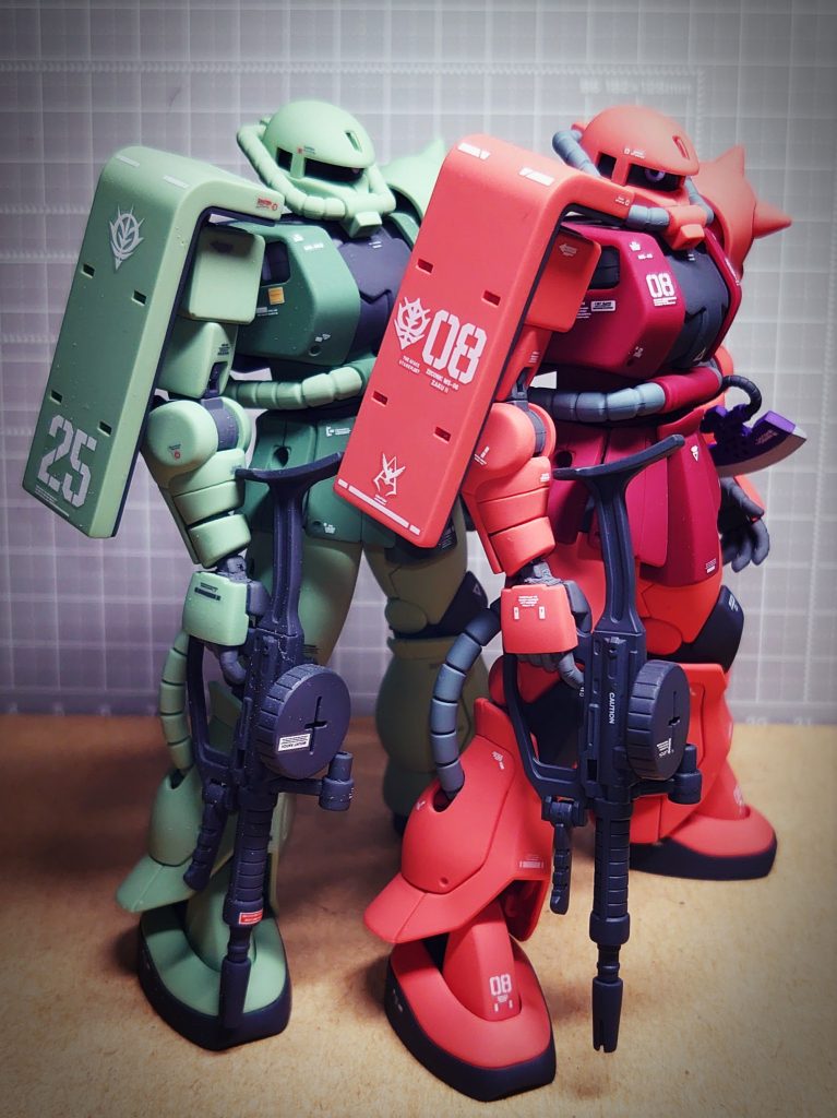 個人的にはHGザクがムチムチで好きなんですが、最近リバイブをやることが増えて、仕上げ方によっては様になることをしりましたw ご覧いただきありがとうござました！