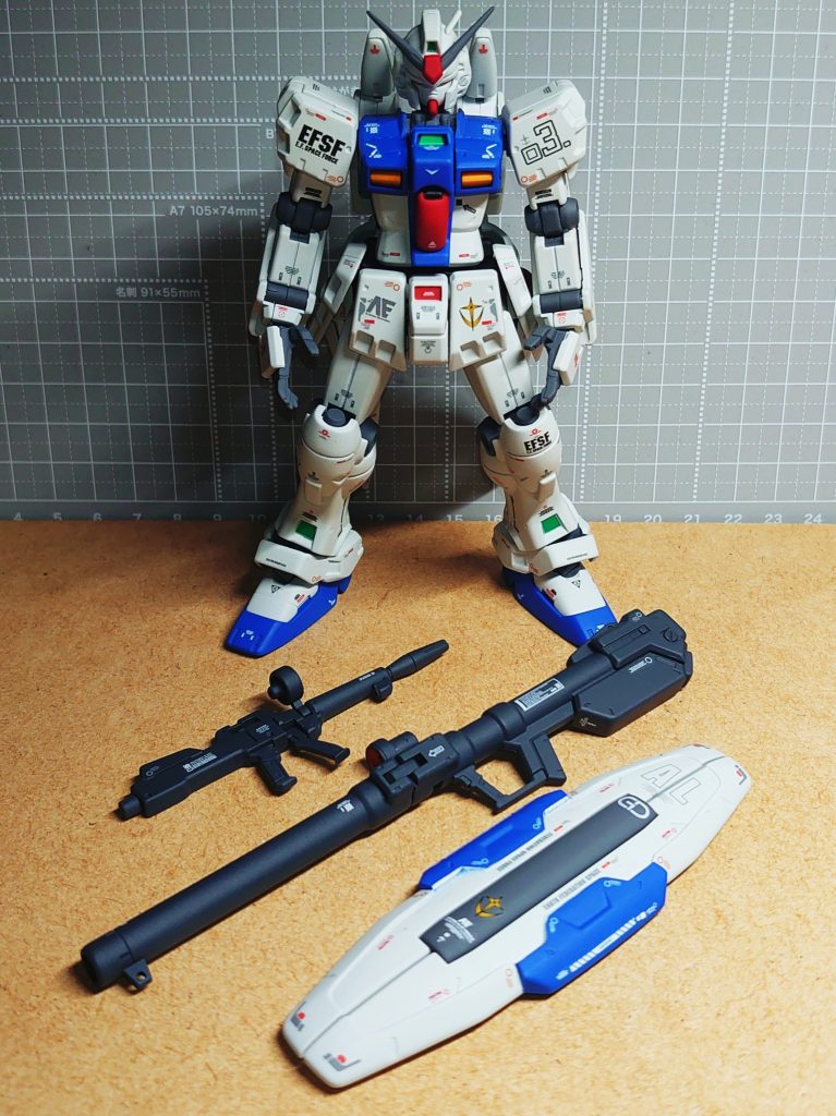 黒いライン、細かなモールドのスミ入れは敢えてしていません。(・ω・)