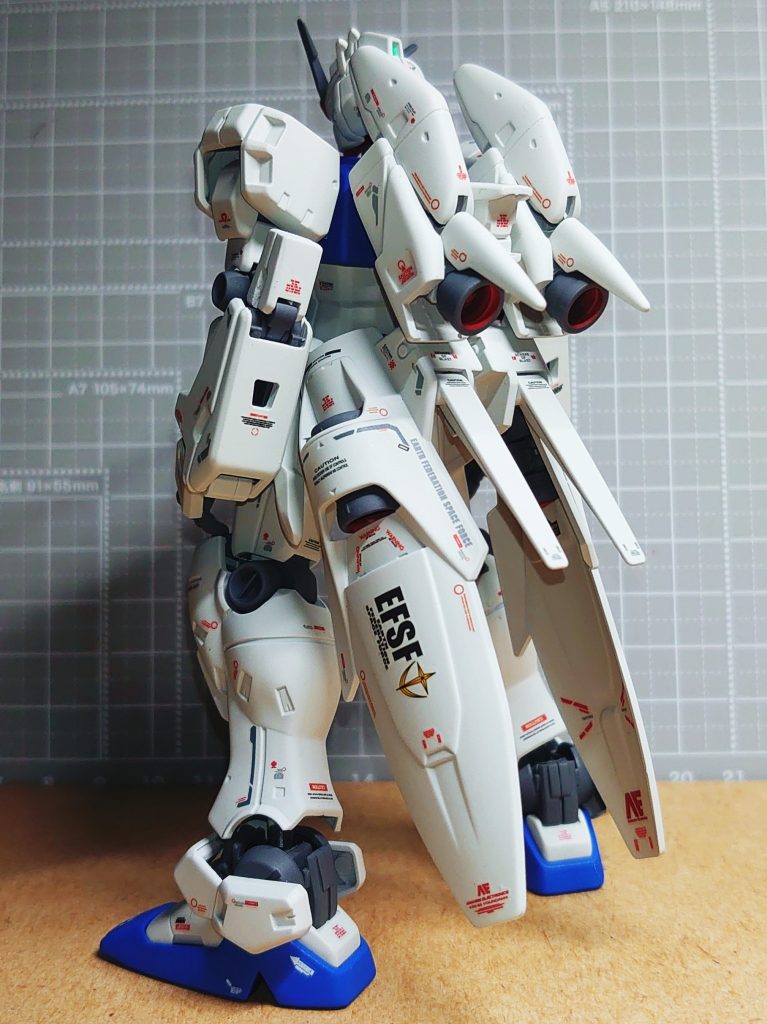 だいぶ前のキットですがプロポーションはmgにも負けていないと思います。 