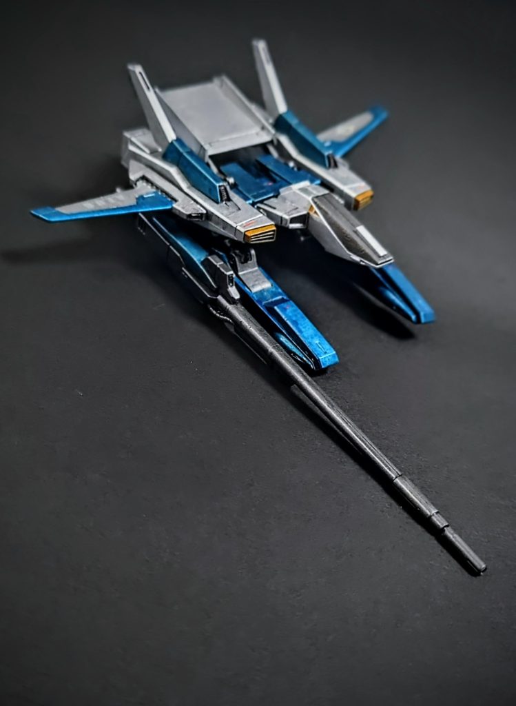 Gディフェンサー単体の前面カット。