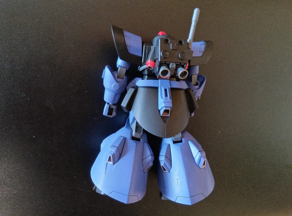 背面。バックパックはジャンクと組み合わせてでっち上げ。とにかくCEからUCへ寄せました。