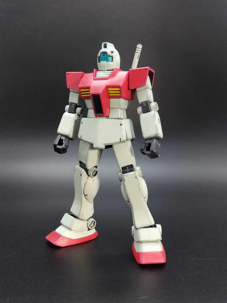 初期HGUCキットのジム。手足もなか構造なのでちょっと合わせ目も気にしてみました、めずらしく。