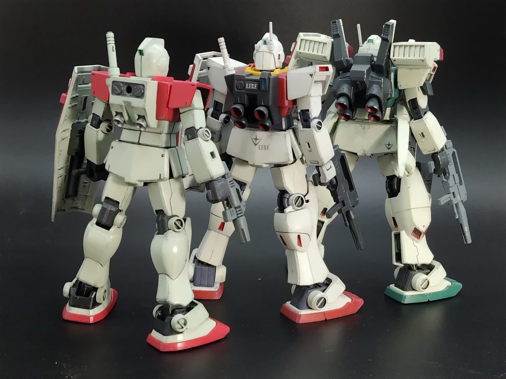 ⅡとⅢはキット化された時期が近かったのか似たような作りでバックパックも入れ替え可能でした。