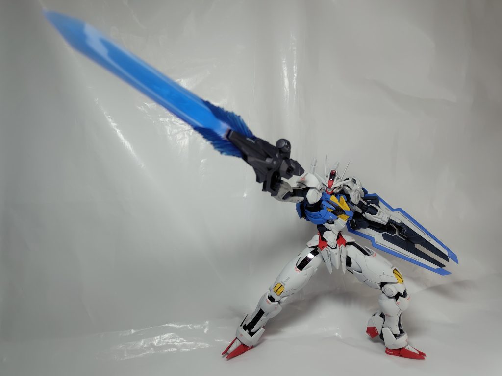 撮り方をちょっと工夫してパースを強調(gundam-kao5)