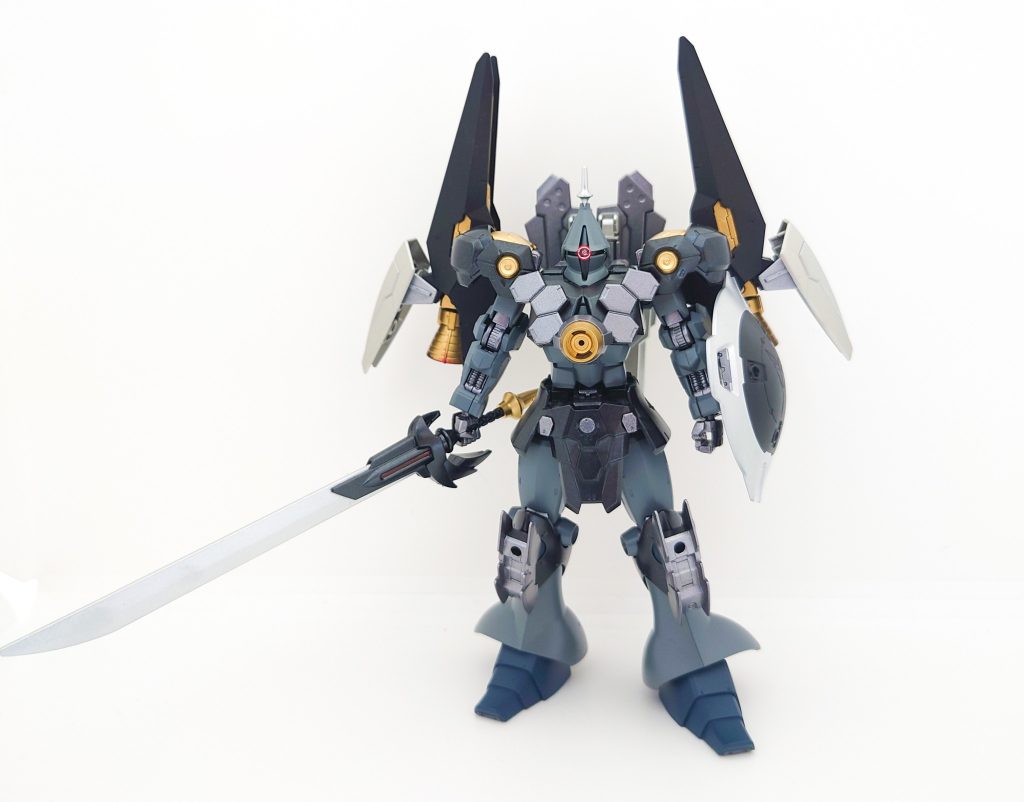 バックパックの翼を装備した状態。