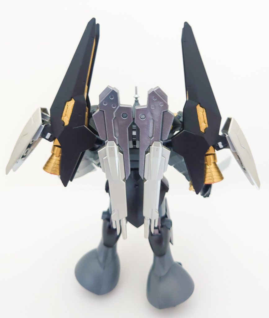 背面のバックパック。