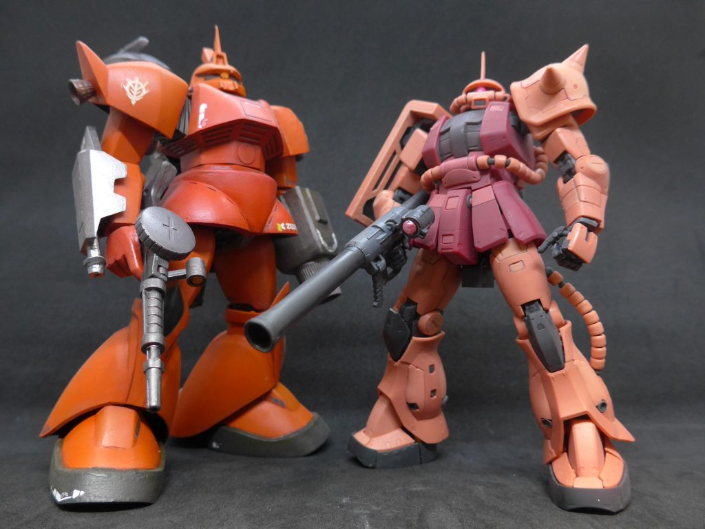 以前投稿したシャア専用ゲルググType-Rとのツーショット