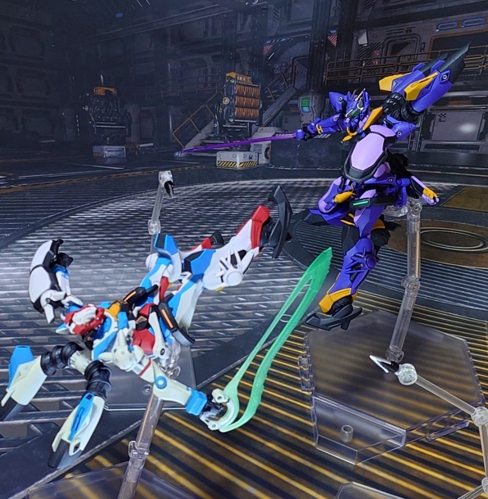 GFreDのエスビットが、GQuuuuuuXを襲う！“オールレンジ攻撃ッ！”“えぇい！”