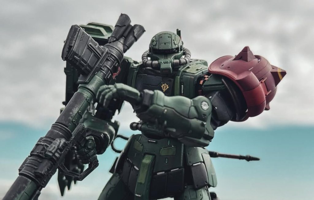 差別化したくてルショーン機にはバズーカを持たせました。