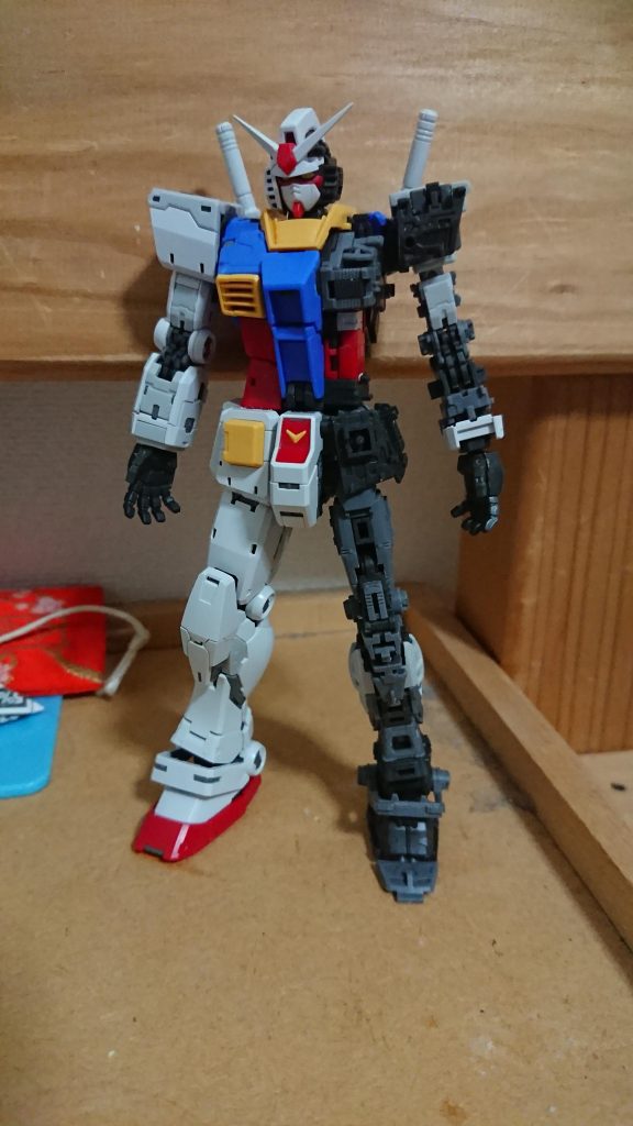 パーツ一つ一つを組む度にニヤニヤ