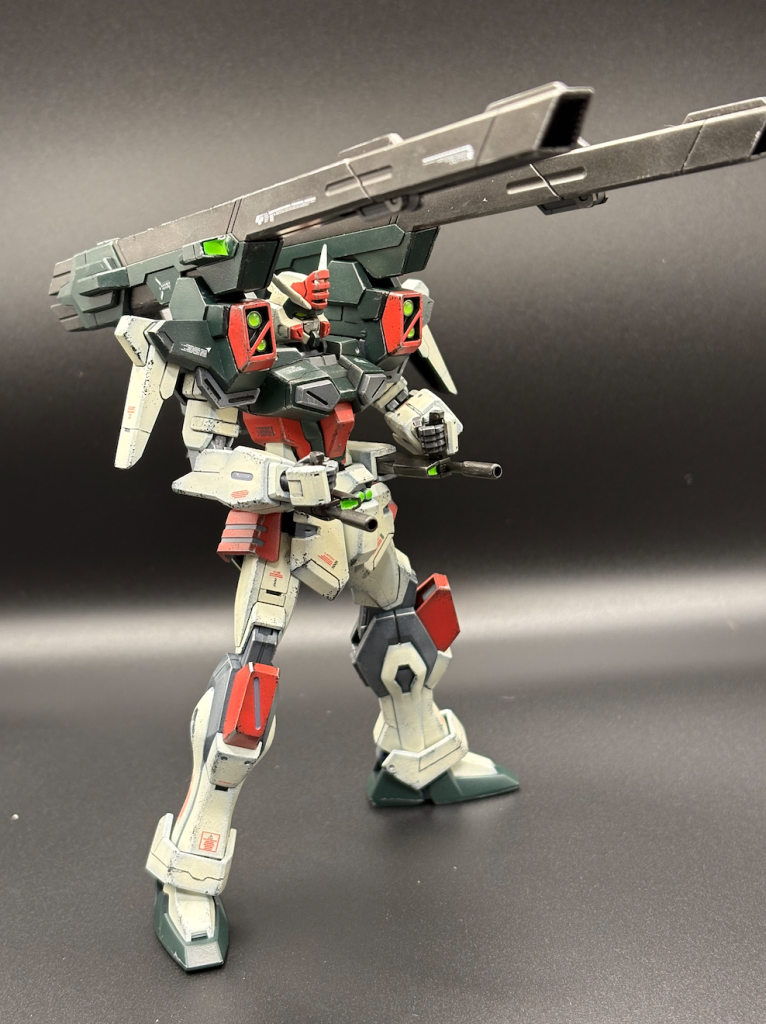 中学生に作った1/100 バスターガンダムを懐かしみながら作りました(gundam-kao2)(今のプラモデルって合わせ目ないし、可動域広いし、すごいなぁ〜と感心)