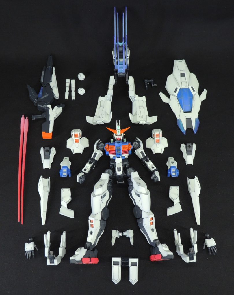 軽装態とキット付属の装甲及び武装の全てです。