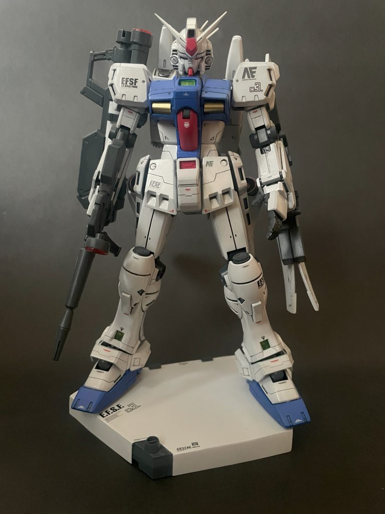 大きく改修した箇所・顔面を奥にめり込ませる。・首を延長2~3mmくらい?・肩のつけ位置を3mm上にする。・腕もどこかしら伸ばした(忘れた)・腰ブロックの延長4~5mm+稼働部の追加。・足の長さ10mm~15mmくらい延長。※上記の数字についてはかなり適当です。