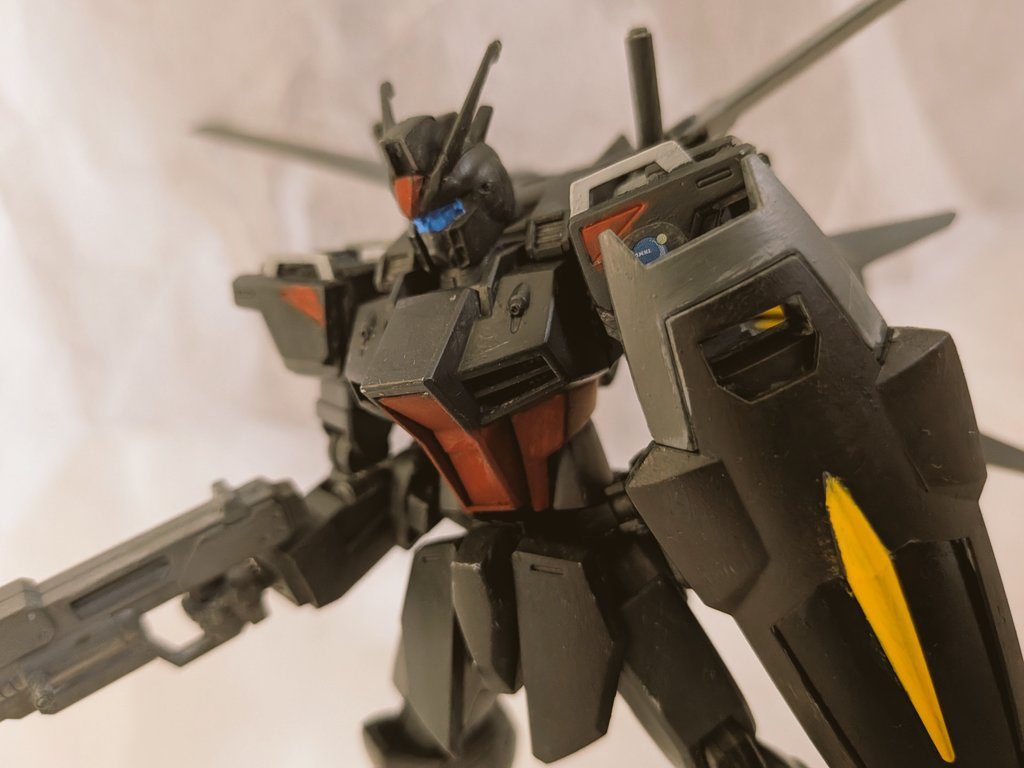 そんな感じでスローターダガー完成しました。こういうダガー系のカスタム機またつくりたいですねなにせ余ったパーツでダガーがもう一つ作れそうなので