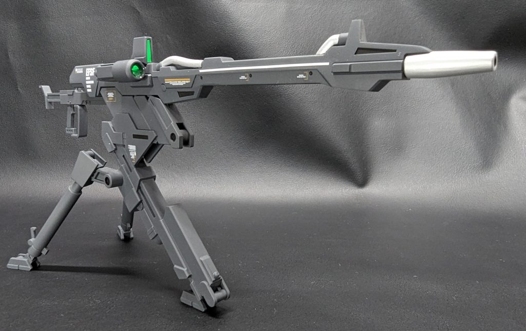 B班装備の目玉、メガビームランチャーです。基本構造がモナカなので合わせ目消しが大変でした。もう少し塗り分けするかデカール貼っても良かったかな、と思います。トライポット辺りがちょっと寂しい気も。