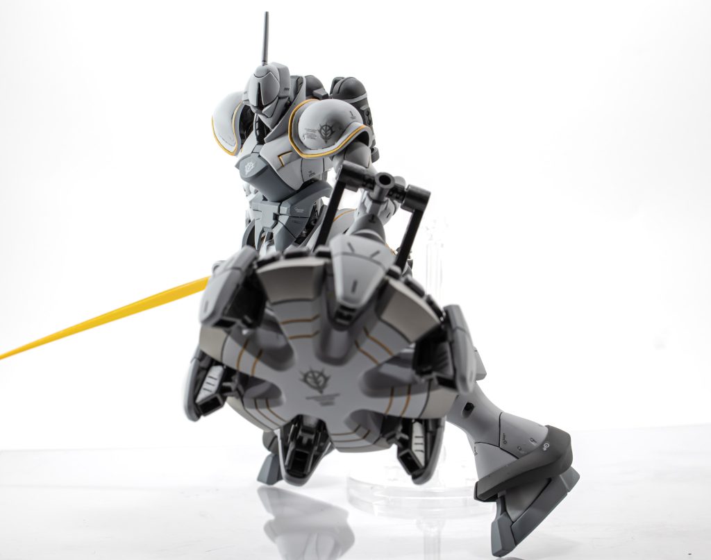 シールドが重くて自立できず倒れ掛かったところを1枚。という訳で、御覧頂きありがとうございました！ブログもよろしくお願いいたします 