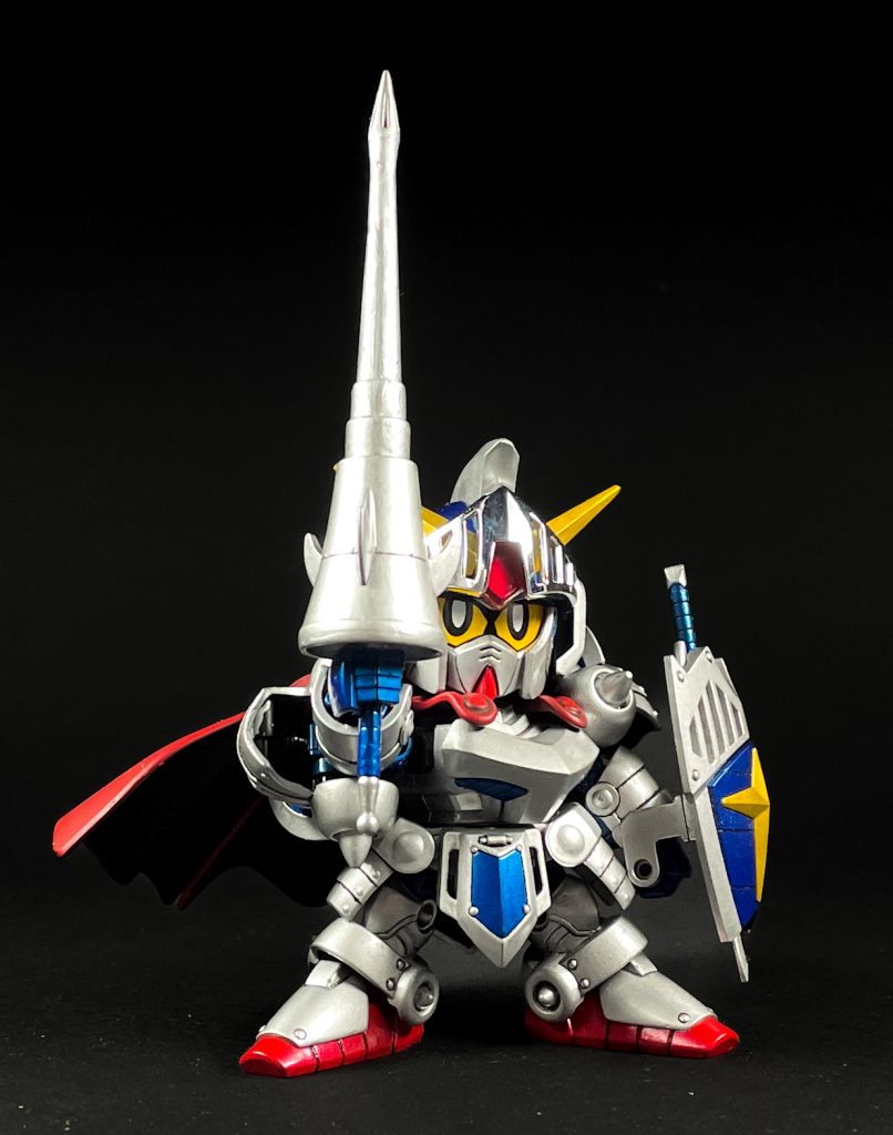 電磁スピアは先端にビルダーズのスパイクをパテで塗り固めてディテールアップ。