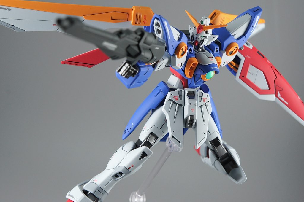 可動も優秀です。股関節がちょっと動かしにくいぐらいですかね。