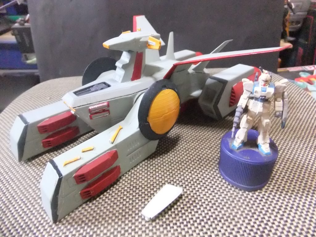 ホワイトベース(大) 初版販売時 1000円(消費税は無し💦)1/100 のMSを買いそびれた時に購入( ´艸`)