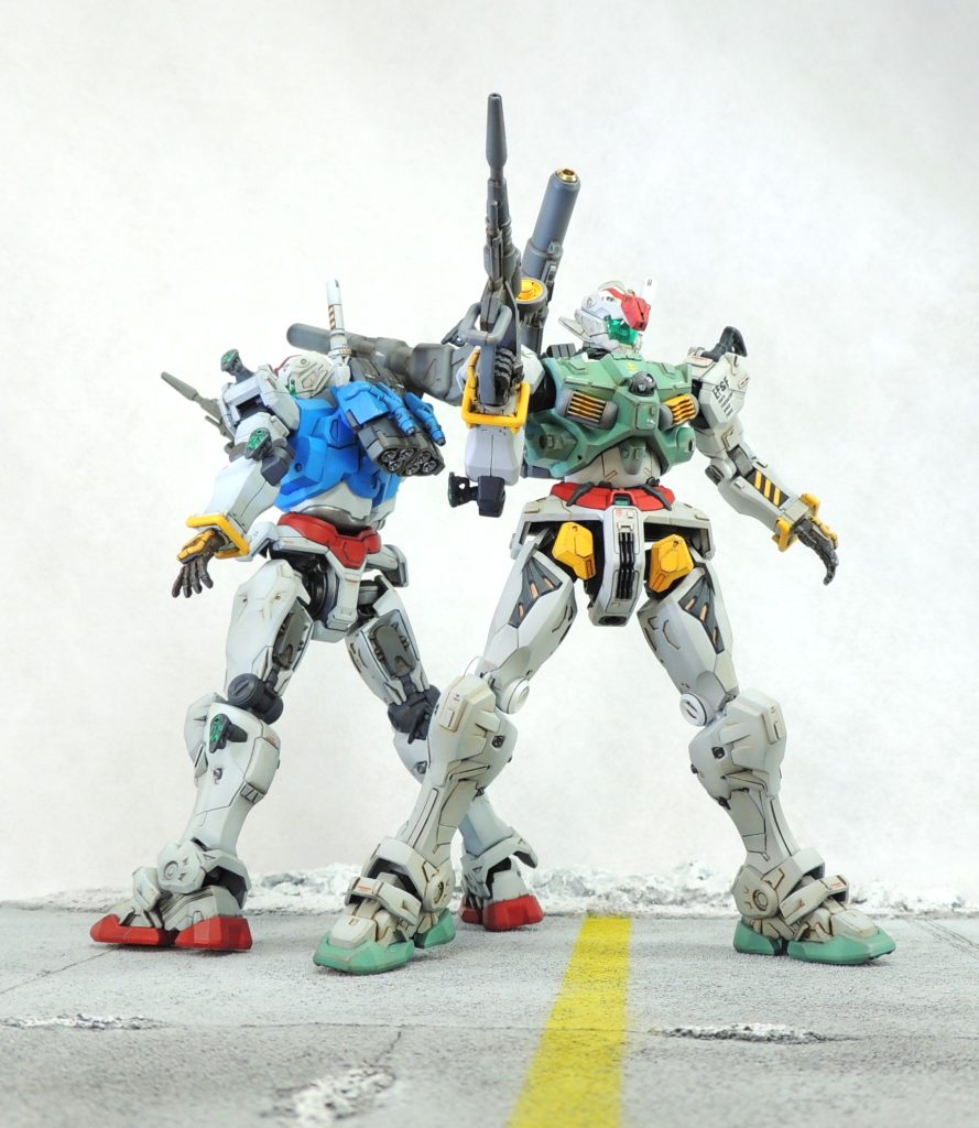 ■デカールワーク　右肩のスレッガー小隊のパーソナルマークは、オリジン版スレッガー専用ジムのデカールを使用しました。その他のコーションマーク等には、ガンダムデカール、ロボデカール、ヴェルテクスデカール等、手持ちの中からチョイスしています。 