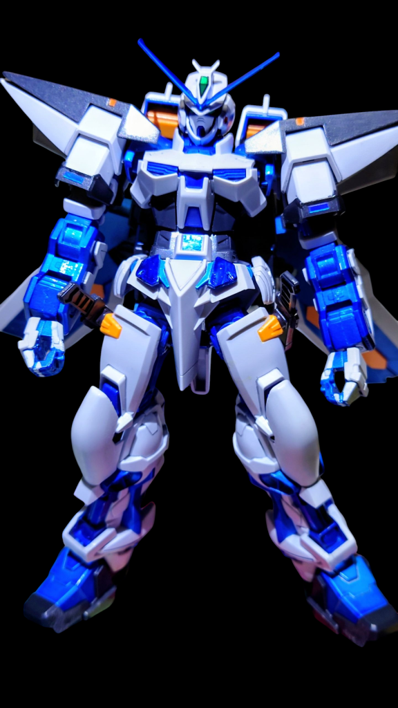 肩部のオレンジは色を変えてます。旧なのか、塗り分けが必要な所、結構あるの気付いてWWW