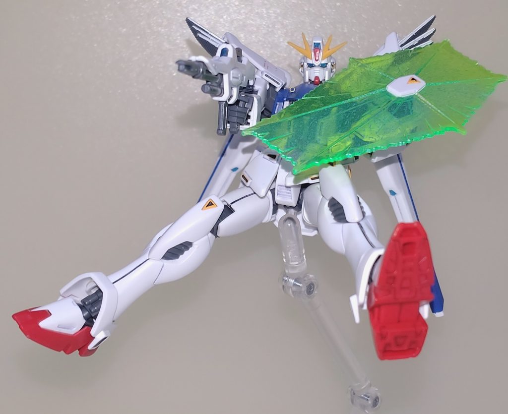 写真では分かりづらいですがホロマーカーのおかげでビームシールドがかなり映えてます。