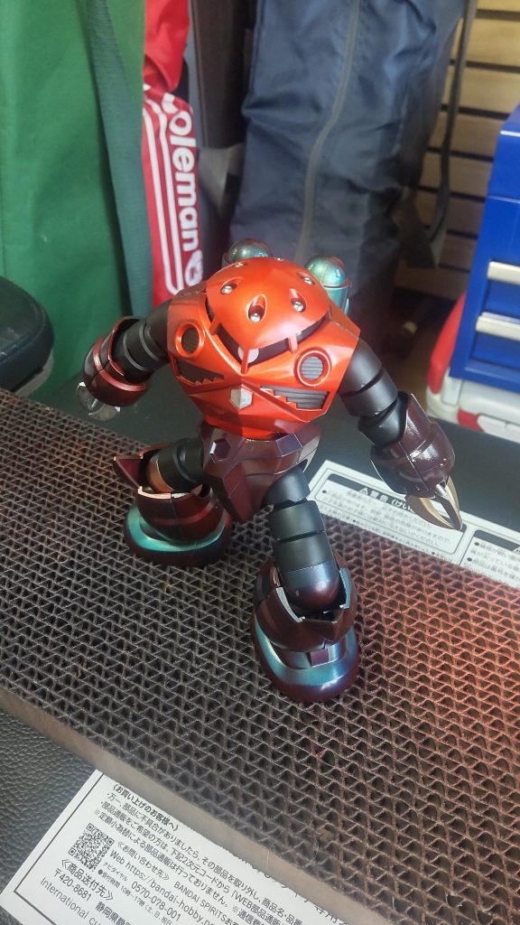 いつも背景が雑ですいません。