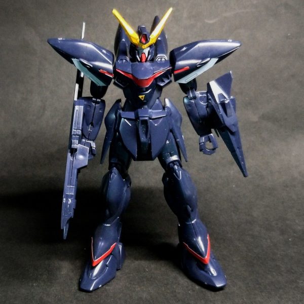 まずは仮組して確認します！プロポーションは私の作風の定番ので行けそうです😊あっ確認の為、付属のシールを貼ってます🙏（1枚目）