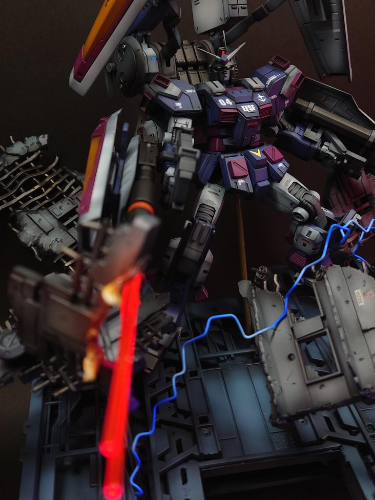 サンボルはやっぱりイナズマとデブリ!!って事で、ガンベ限定のデブリを使って作ってみました♪