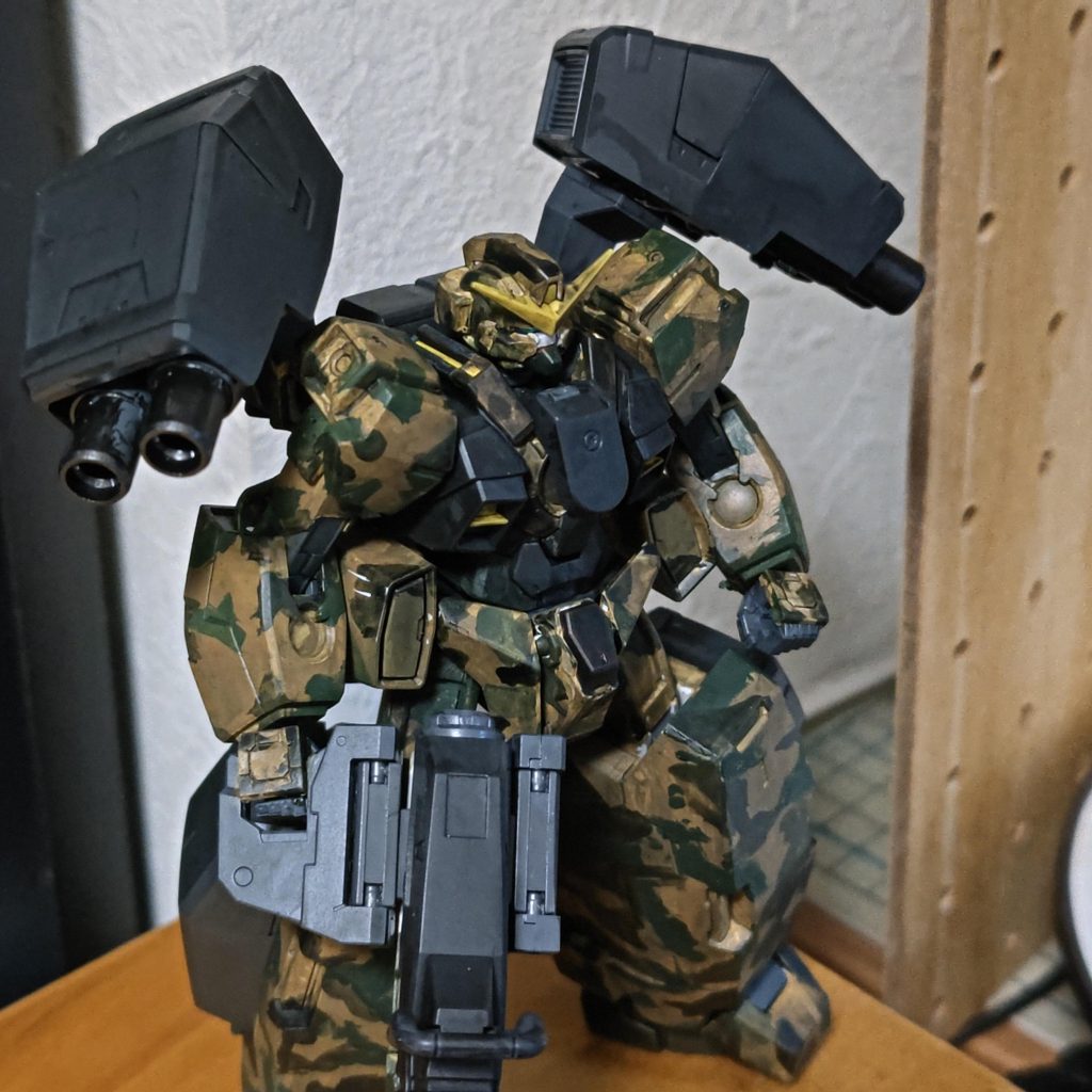 HGガンダムヴァーチェ迷彩塗装–3枚目/制作者:tkt